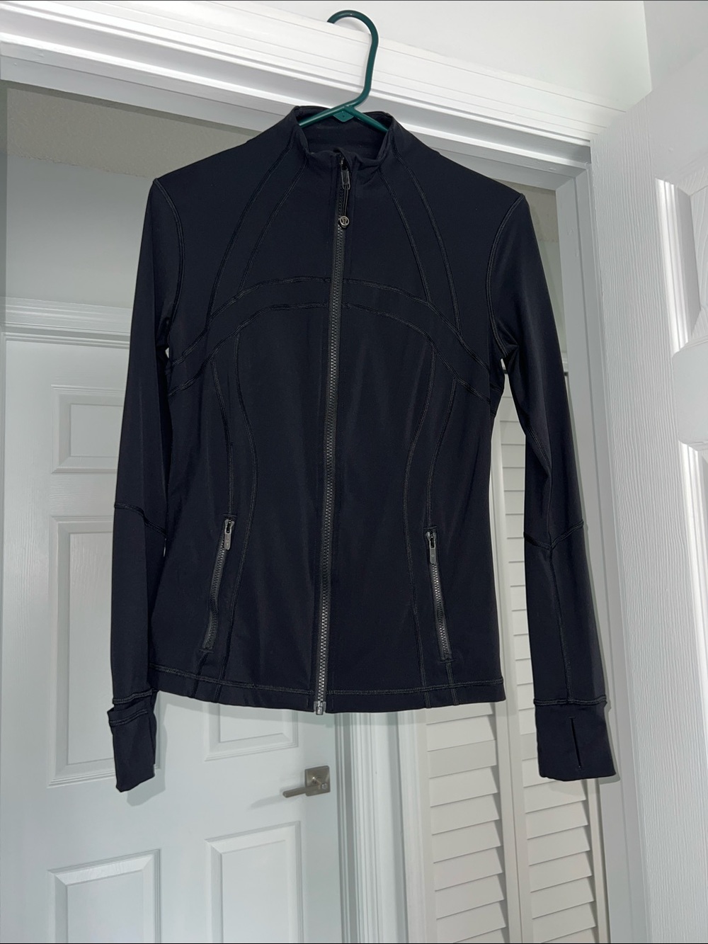 Lululemon Define Jacket Nulu Black Size: 8